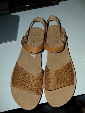 Forever 21 Brown Perforated Slingback Sandals is New Have Little Small Part Tick